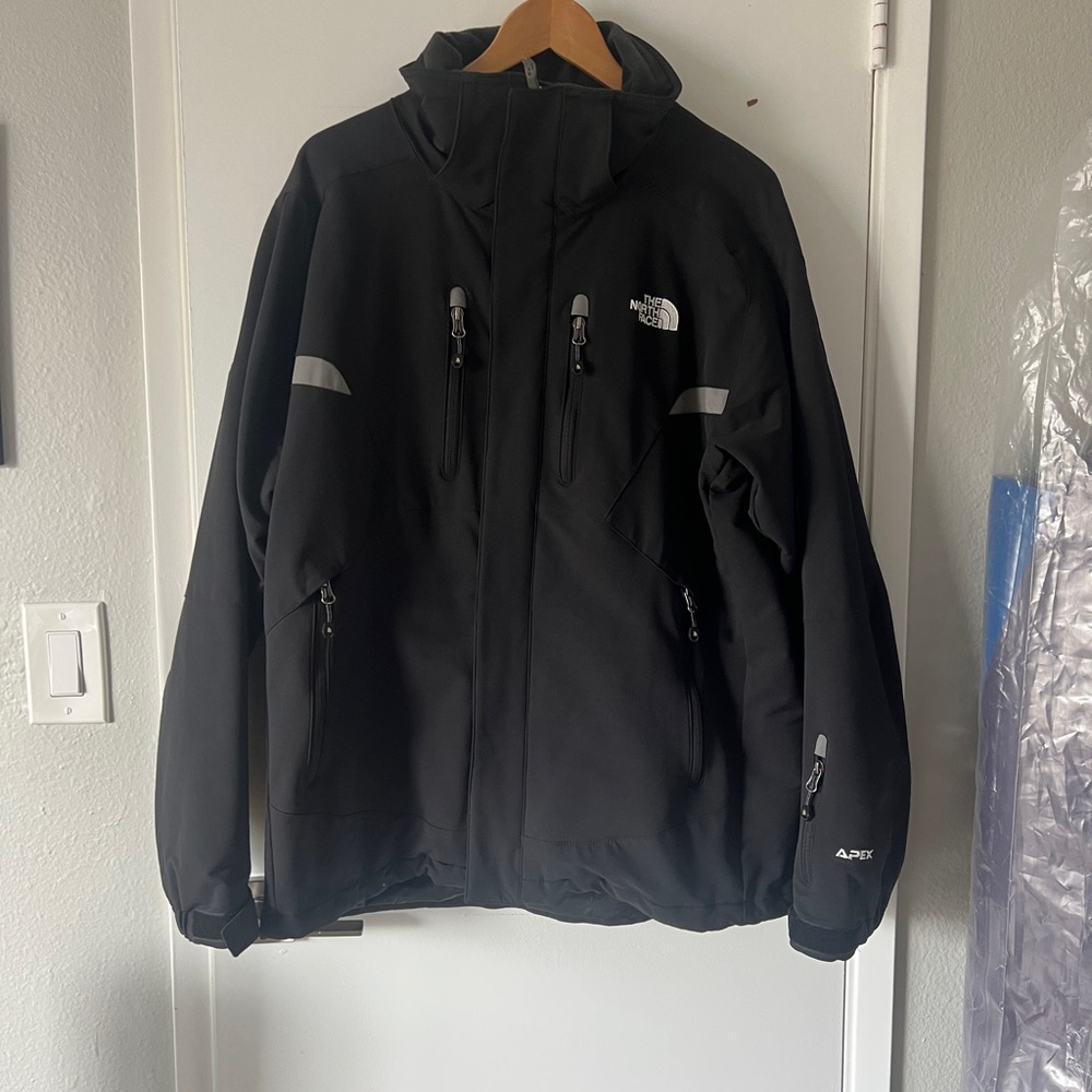 The North Face Men's Black Performance Jacket